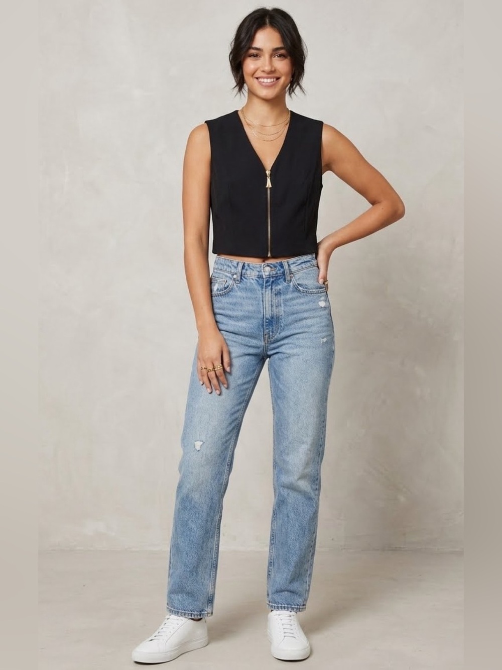 STANDS STUDIO Black Sleeveless Zip-Front Cropped Top